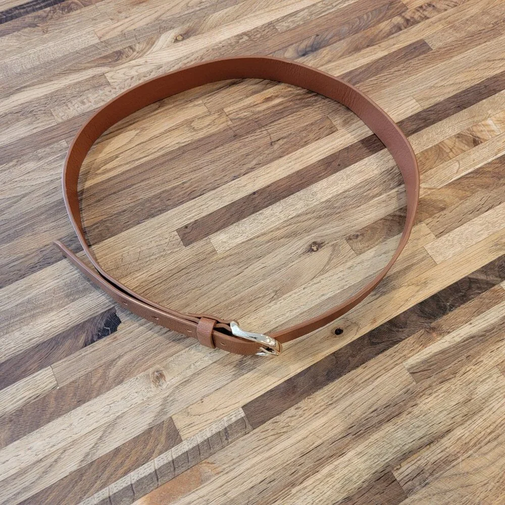 Brown Faux Leather Belt w Gold Tone Buckle